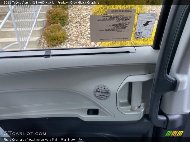 Predawn Gray Mica / Graphite 2021 Toyota Sienna XLE AWD Hybrid