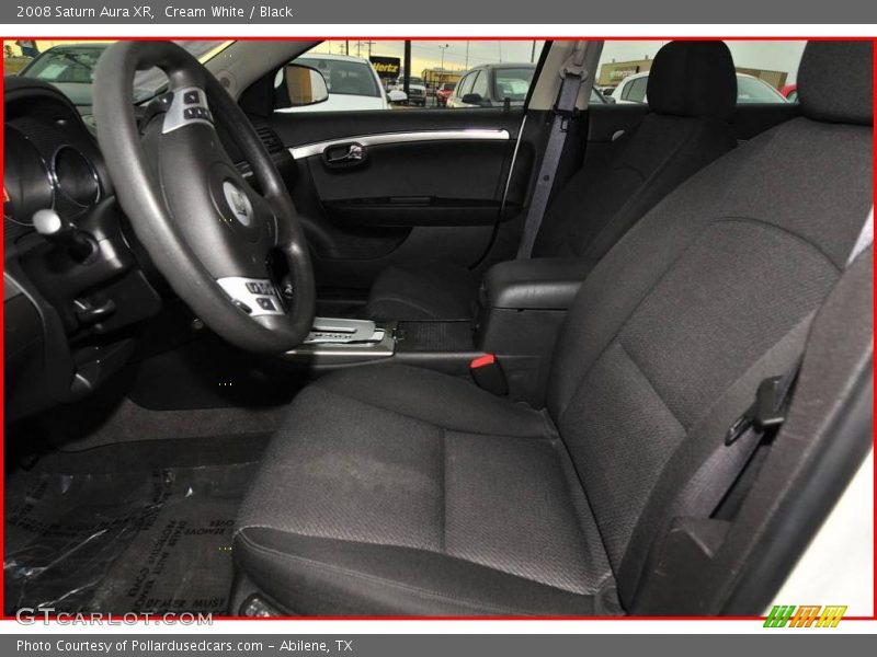Cream White / Black 2008 Saturn Aura XR