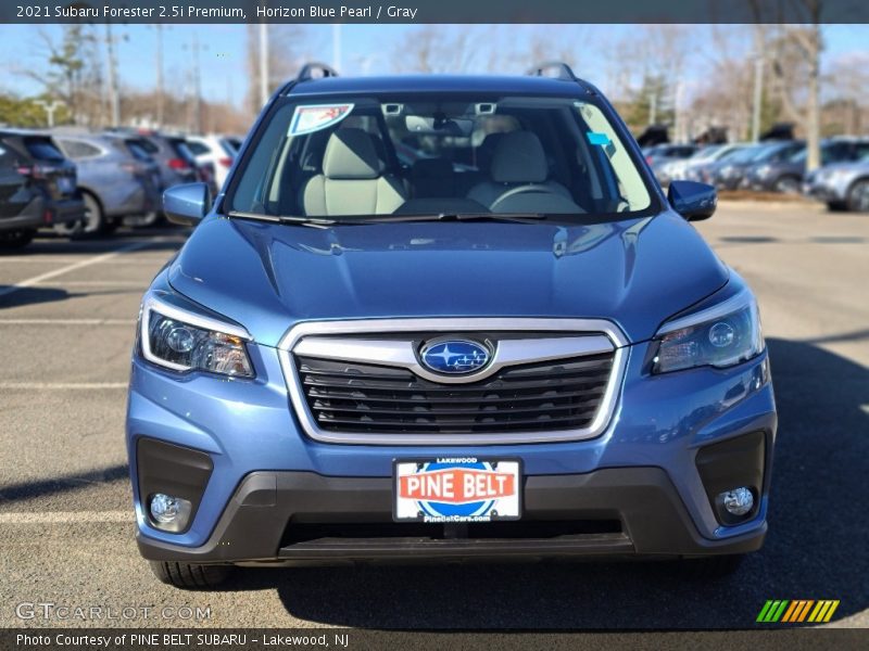 Horizon Blue Pearl / Gray 2021 Subaru Forester 2.5i Premium