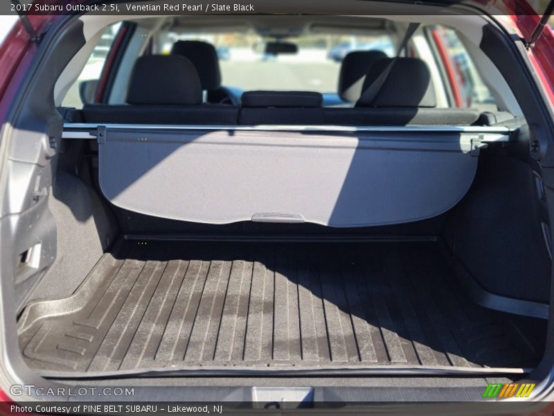 Venetian Red Pearl / Slate Black 2017 Subaru Outback 2.5i