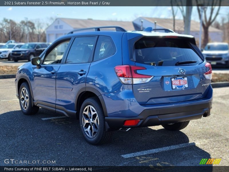 Horizon Blue Pearl / Gray 2021 Subaru Forester 2.5i Premium