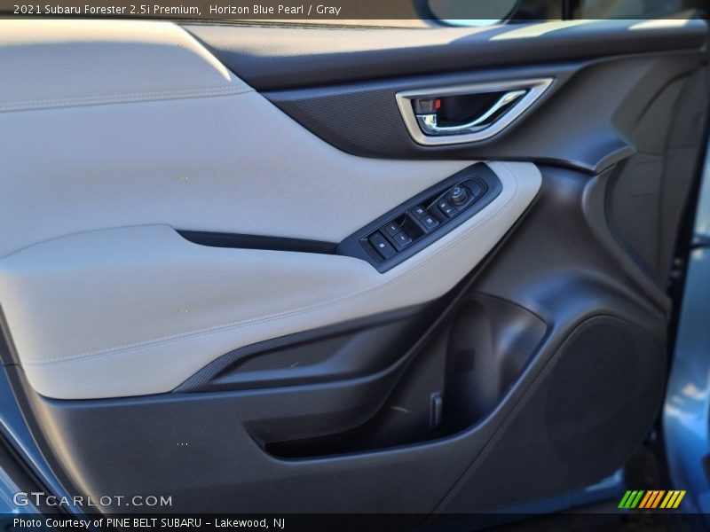 Horizon Blue Pearl / Gray 2021 Subaru Forester 2.5i Premium