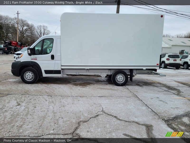 Bright White / Black 2021 Ram ProMaster 3500 Cutaway Moving Truck