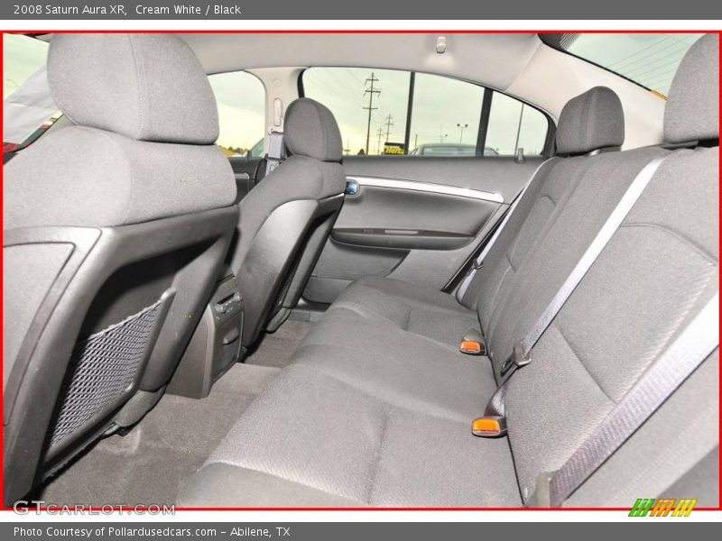 Cream White / Black 2008 Saturn Aura XR