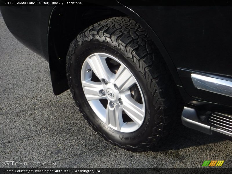 Black / Sandstone 2013 Toyota Land Cruiser