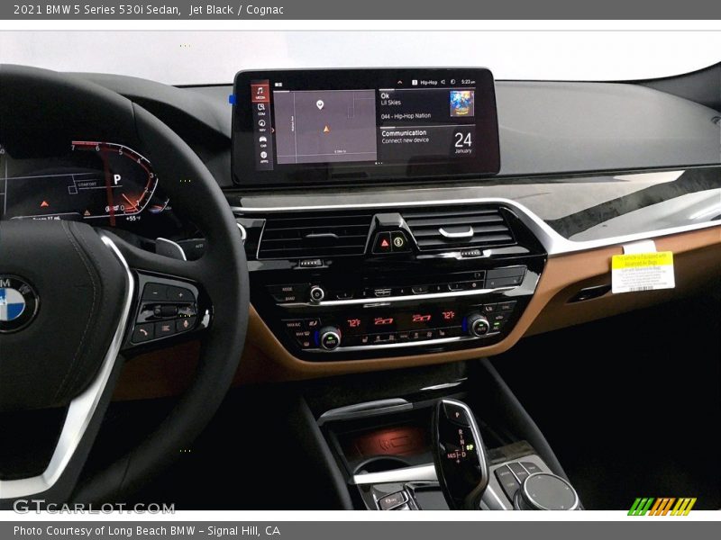 Jet Black / Cognac 2021 BMW 5 Series 530i Sedan