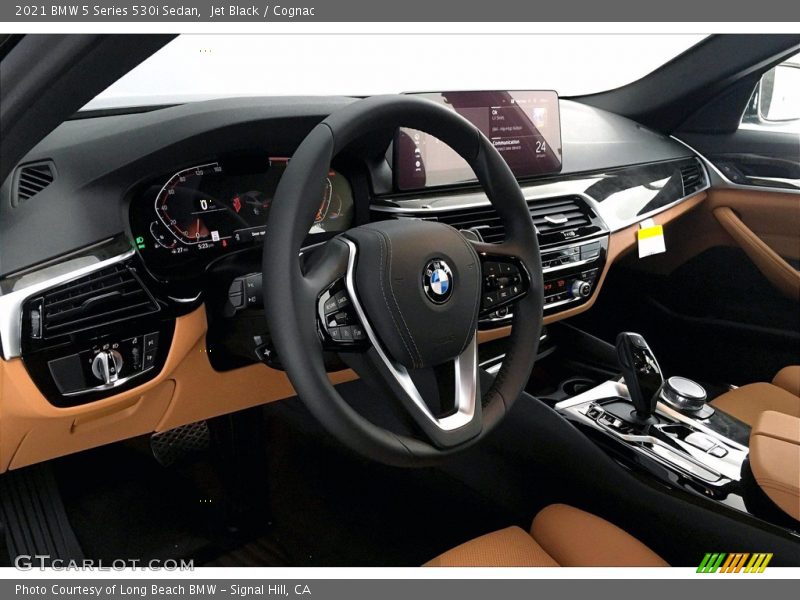 Jet Black / Cognac 2021 BMW 5 Series 530i Sedan