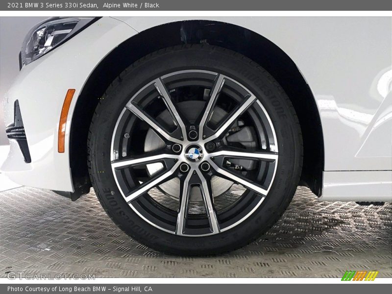 Alpine White / Black 2021 BMW 3 Series 330i Sedan