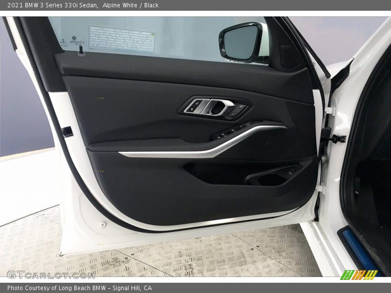 Alpine White / Black 2021 BMW 3 Series 330i Sedan