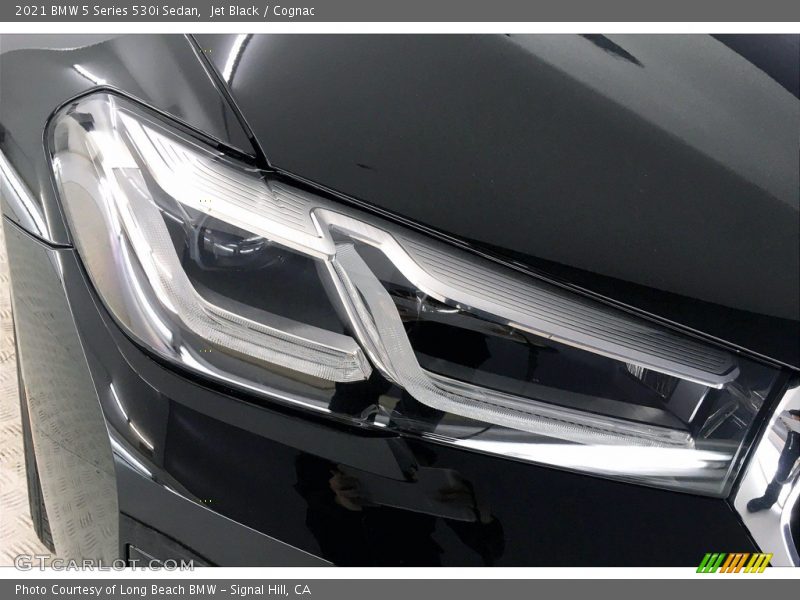 Jet Black / Cognac 2021 BMW 5 Series 530i Sedan