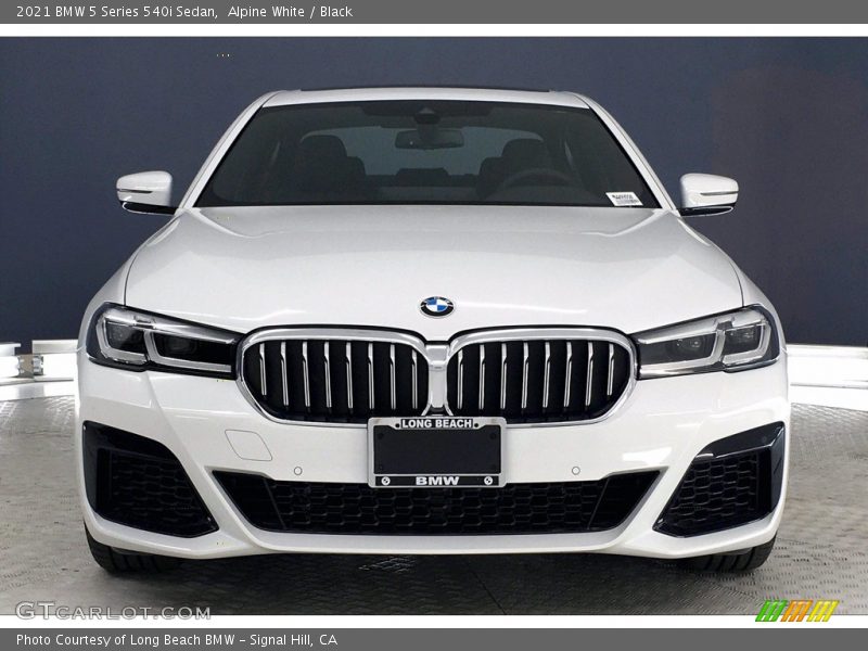 Alpine White / Black 2021 BMW 5 Series 540i Sedan