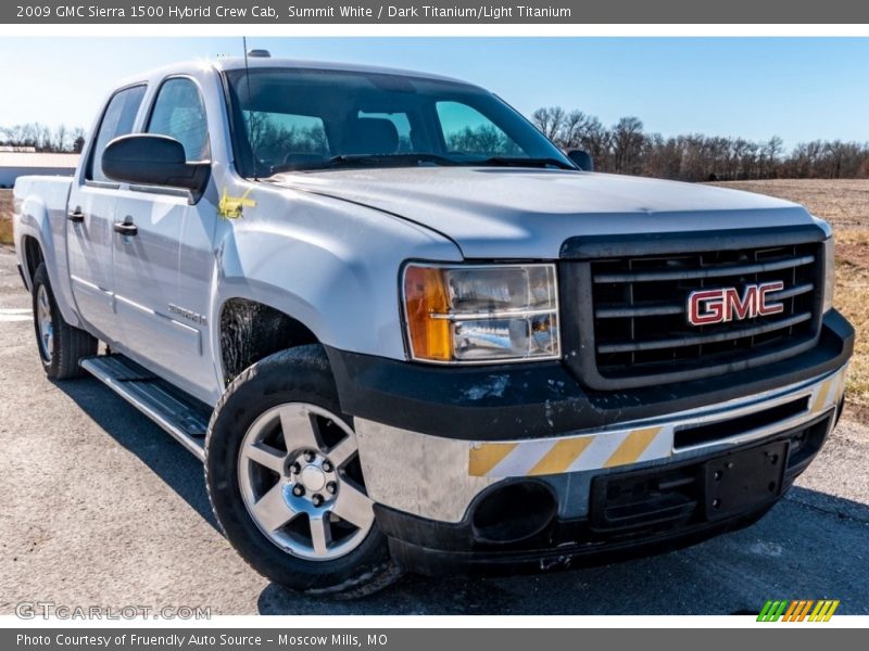 Front 3/4 View of 2009 Sierra 1500 Hybrid Crew Cab