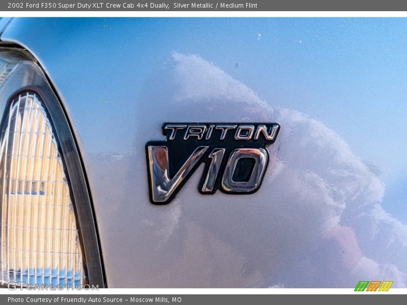  2002 F350 Super Duty XLT Crew Cab 4x4 Dually Logo