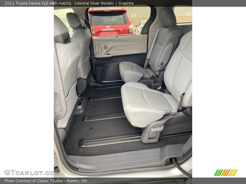 Celestial Silver Metallic / Graphite 2021 Toyota Sienna XLE AWD Hybrid