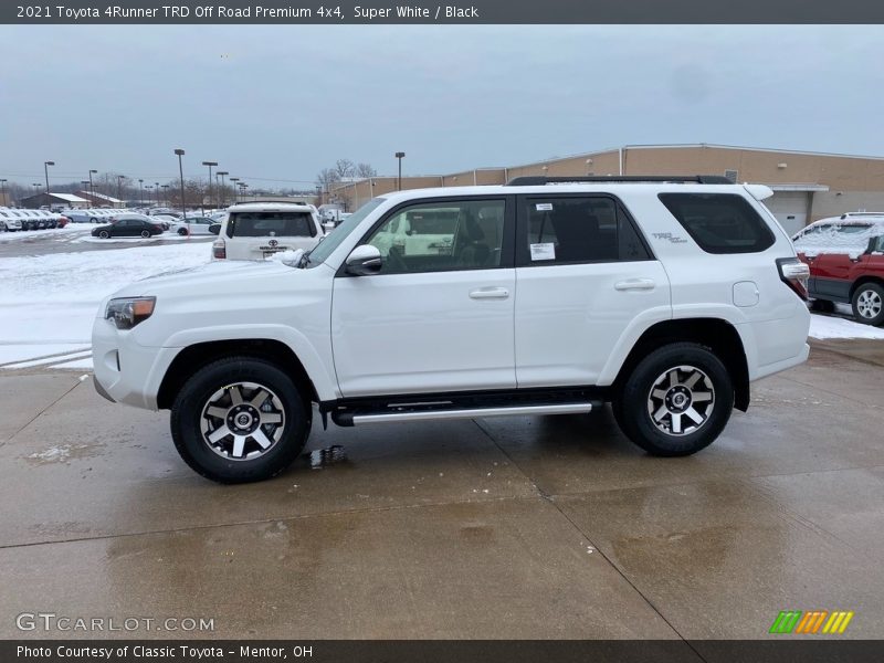 Super White / Black 2021 Toyota 4Runner TRD Off Road Premium 4x4