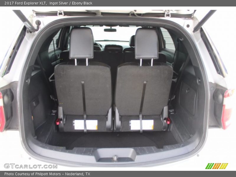 Ingot Silver / Ebony Black 2017 Ford Explorer XLT