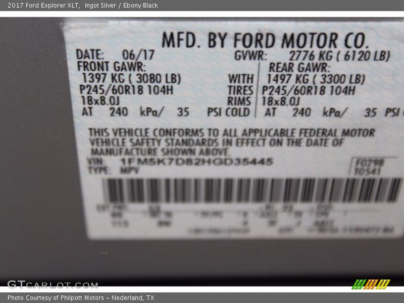 Ingot Silver / Ebony Black 2017 Ford Explorer XLT