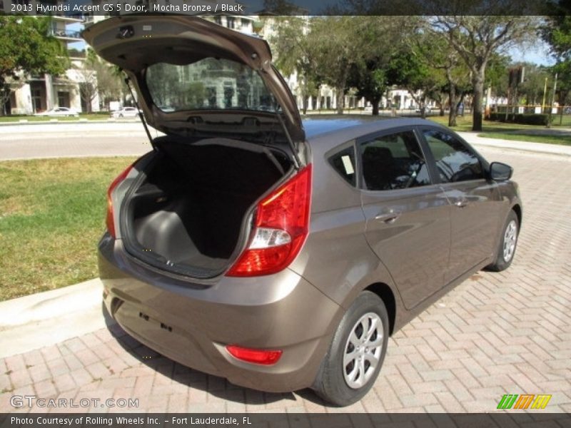 Mocha Bronze / Black 2013 Hyundai Accent GS 5 Door