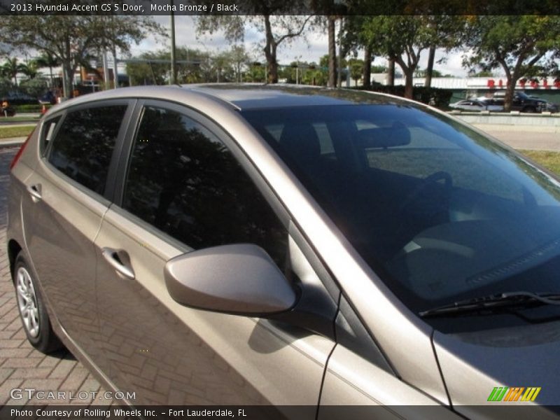 Mocha Bronze / Black 2013 Hyundai Accent GS 5 Door