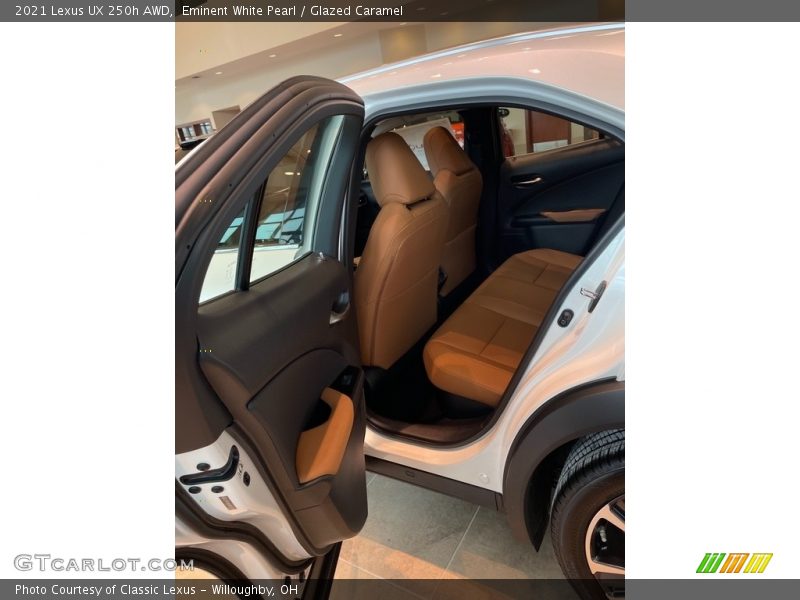 Eminent White Pearl / Glazed Caramel 2021 Lexus UX 250h AWD