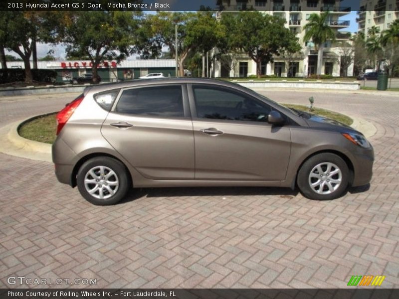 Mocha Bronze / Black 2013 Hyundai Accent GS 5 Door