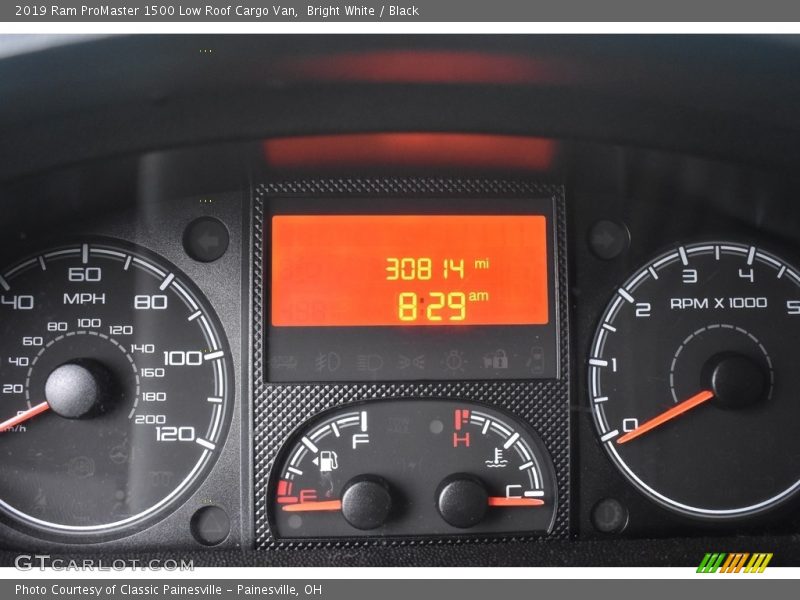 Bright White / Black 2019 Ram ProMaster 1500 Low Roof Cargo Van