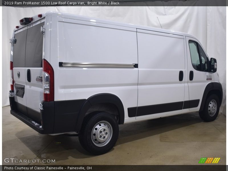 Bright White / Black 2019 Ram ProMaster 1500 Low Roof Cargo Van