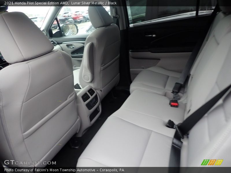 Lunar Silver Metallic / Black 2021 Honda Pilot Special Edition AWD