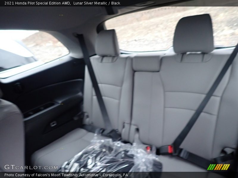 Lunar Silver Metallic / Black 2021 Honda Pilot Special Edition AWD