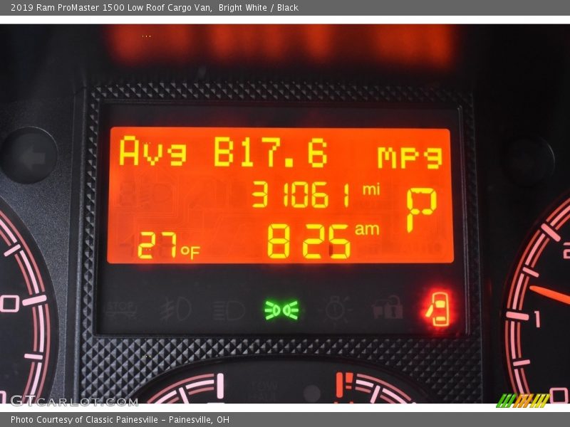 Bright White / Black 2019 Ram ProMaster 1500 Low Roof Cargo Van