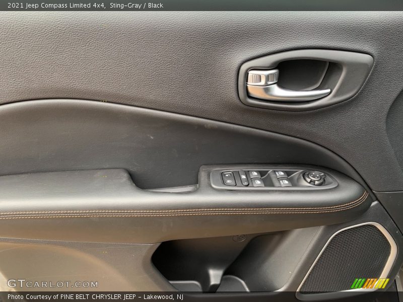 Sting-Gray / Black 2021 Jeep Compass Limited 4x4