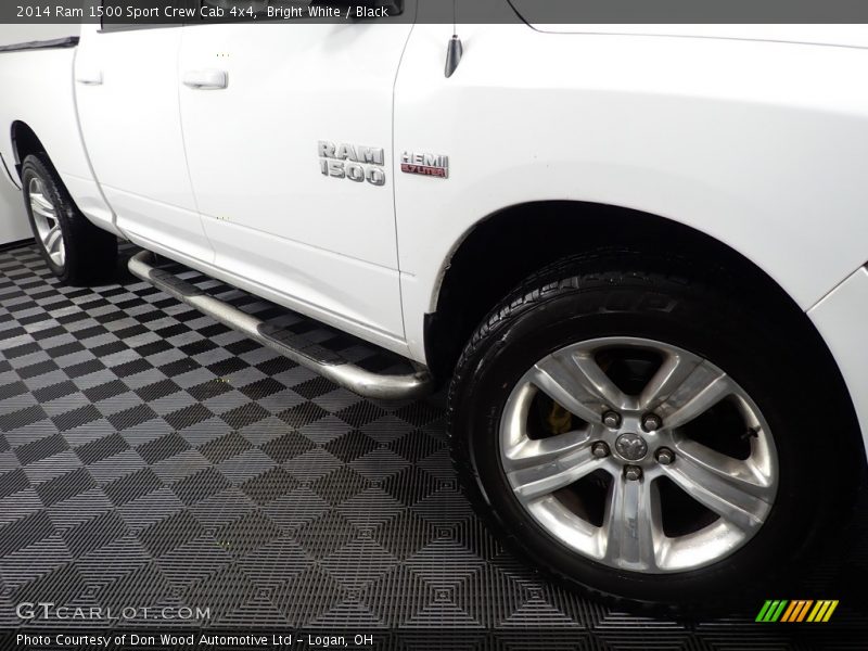 Bright White / Black 2014 Ram 1500 Sport Crew Cab 4x4