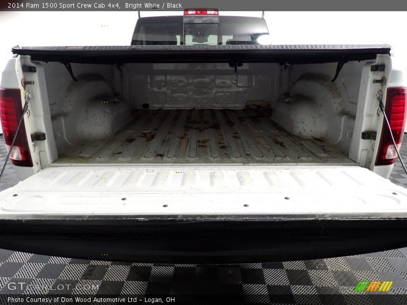 Bright White / Black 2014 Ram 1500 Sport Crew Cab 4x4