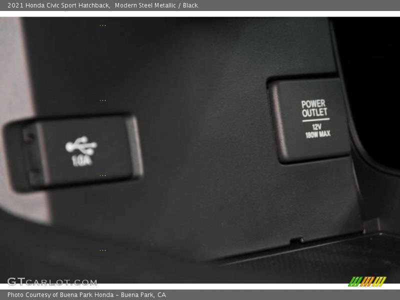 Modern Steel Metallic / Black 2021 Honda Civic Sport Hatchback