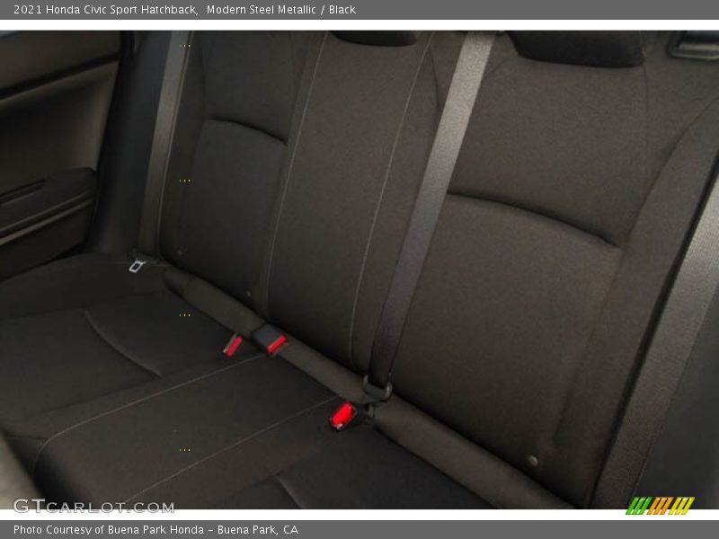 Modern Steel Metallic / Black 2021 Honda Civic Sport Hatchback