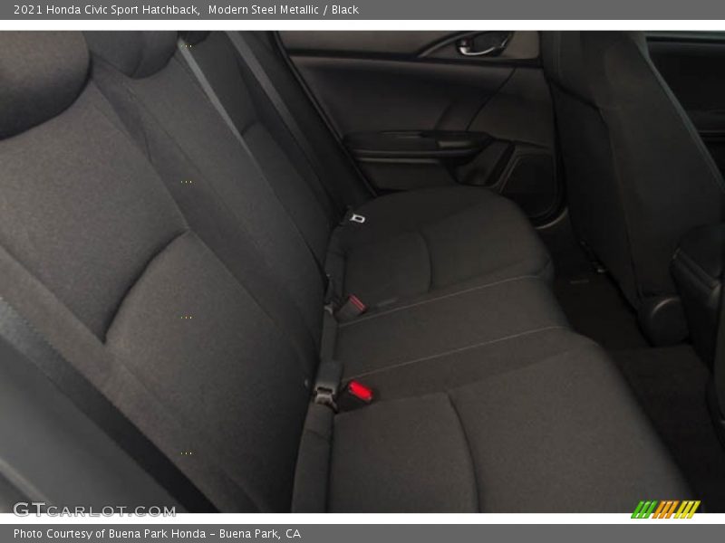 Modern Steel Metallic / Black 2021 Honda Civic Sport Hatchback