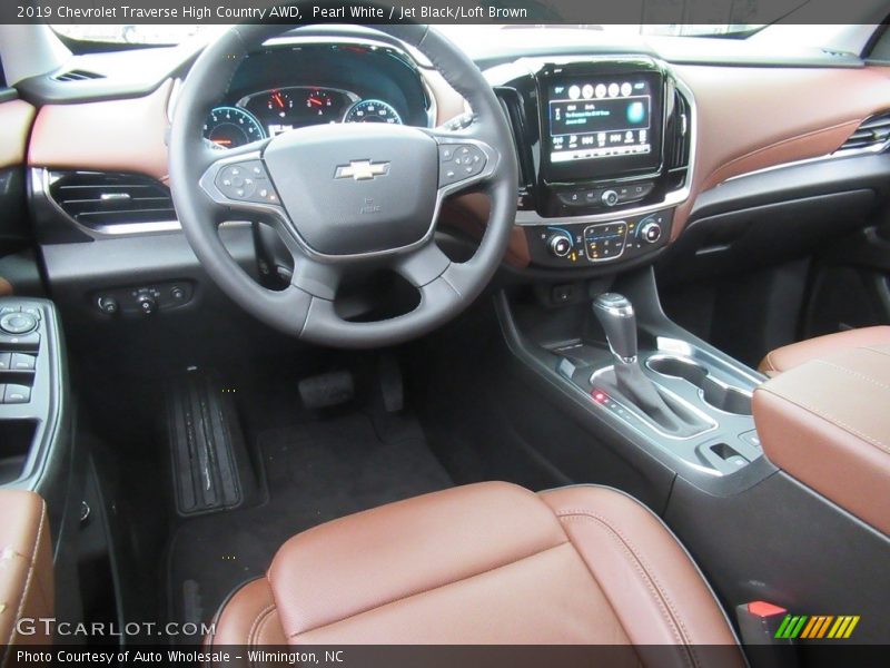 Pearl White / Jet Black/Loft Brown 2019 Chevrolet Traverse High Country AWD