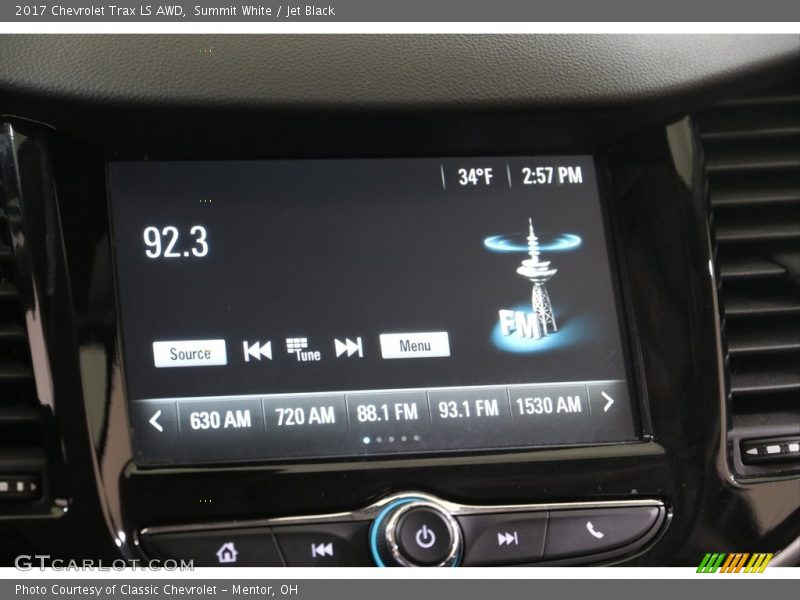 Summit White / Jet Black 2017 Chevrolet Trax LS AWD