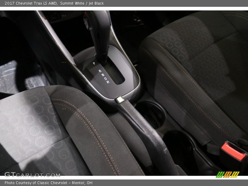 Summit White / Jet Black 2017 Chevrolet Trax LS AWD