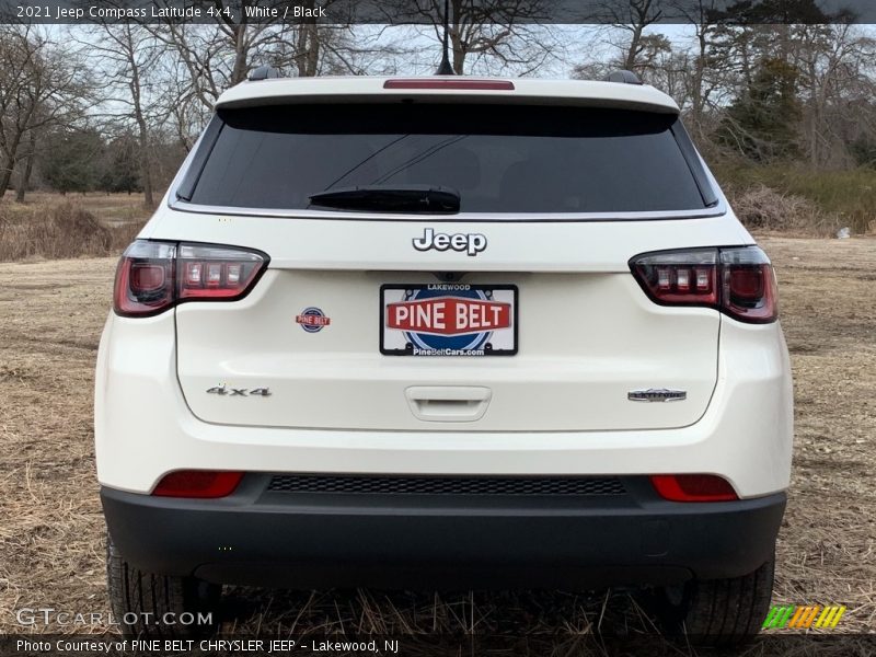 White / Black 2021 Jeep Compass Latitude 4x4