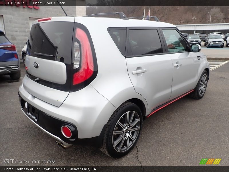 Bright Silver / Black 2018 Kia Soul !