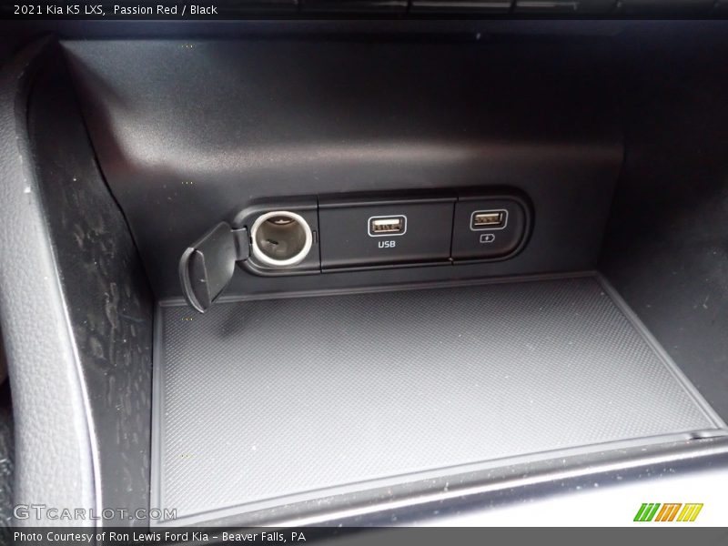 Passion Red / Black 2021 Kia K5 LXS
