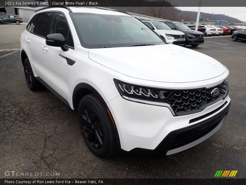 Glacial White Pearl / Black 2021 Kia Sorento S AWD