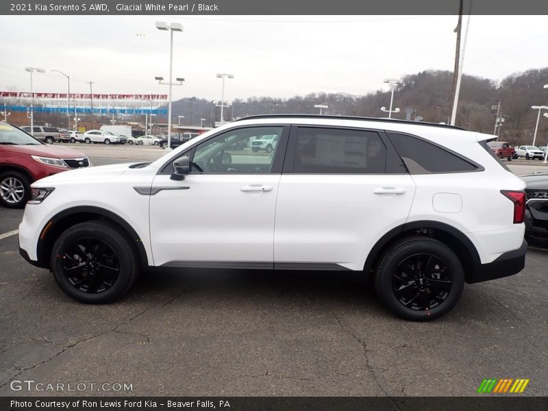 Glacial White Pearl / Black 2021 Kia Sorento S AWD