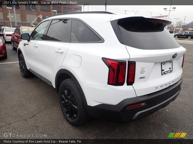Glacial White Pearl / Black 2021 Kia Sorento S AWD