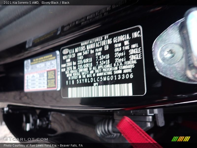 Ebony Black / Black 2021 Kia Sorento S AWD