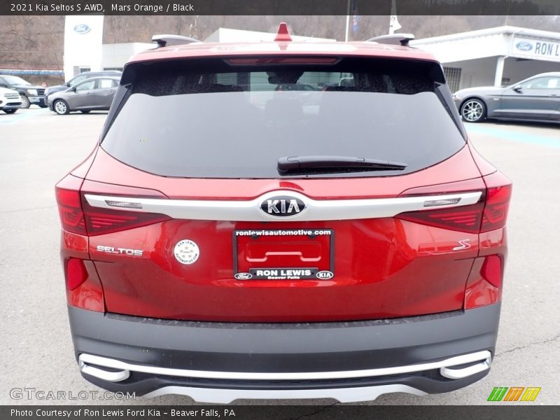 Mars Orange / Black 2021 Kia Seltos S AWD