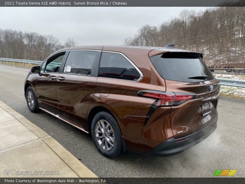  2021 Sienna XLE AWD Hybrid Sunset Bronze Mica