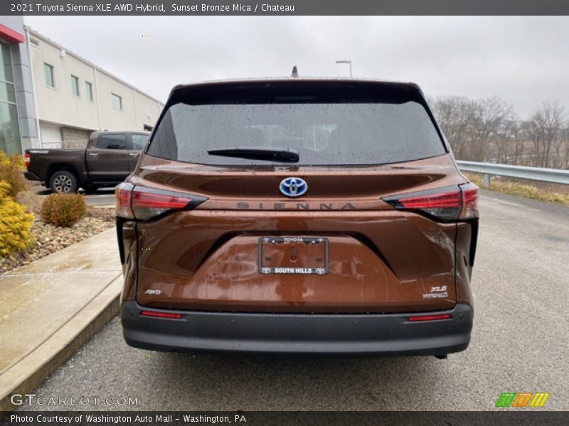 Sunset Bronze Mica / Chateau 2021 Toyota Sienna XLE AWD Hybrid