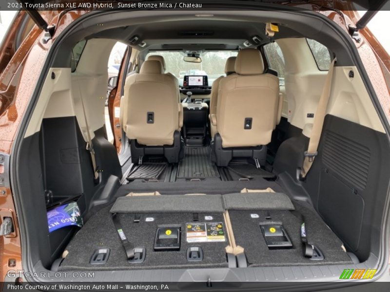  2021 Sienna XLE AWD Hybrid Trunk